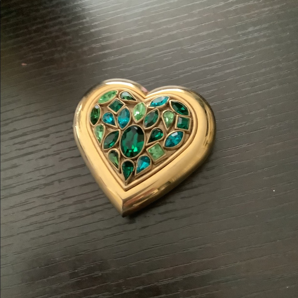 Rare jewel powder